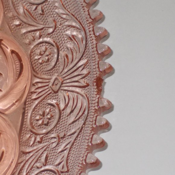 Gorgeous heavy pink glass dish - Picture 2 of 5